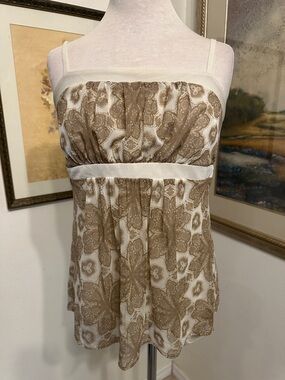 NEW YORK & COMPANY Cream and Gold Floral Empire Waist Cami Top Size Large